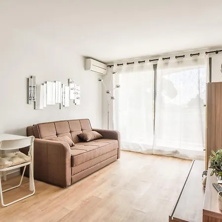 With Terrace And Garage In St-laurent * Saint-Laurent-du-Var