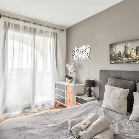 With Terrace And Garage In St-laurent *