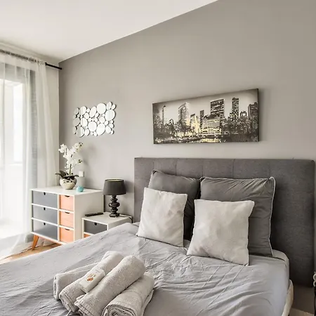 Apartman With Terrace And Garage In St-laurent Saint-Laurent-du-Var