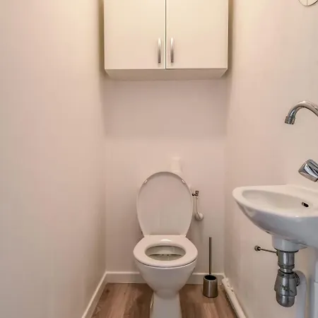 Apartman With Terrace And Garage In St-laurent